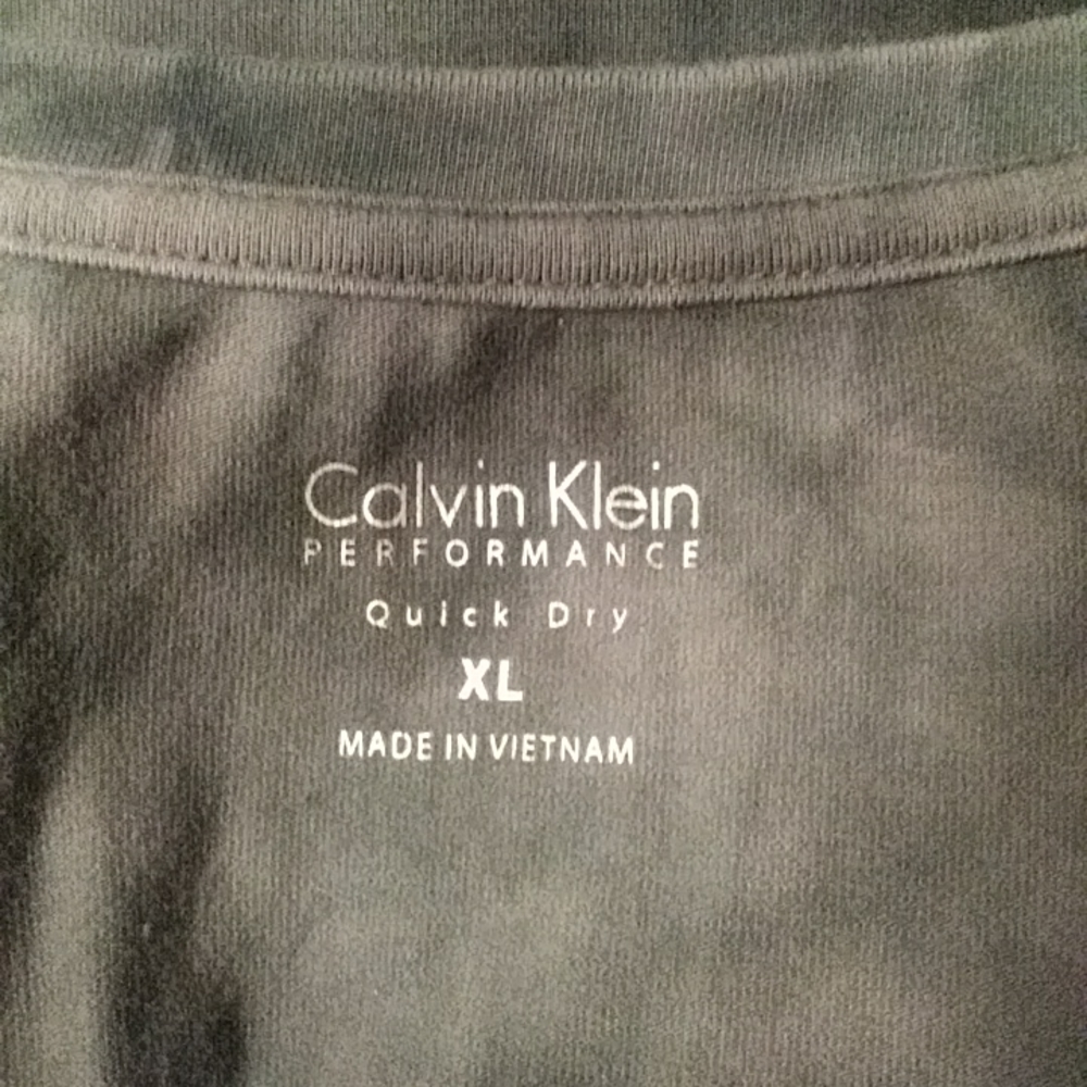 Calvin Klein Performance tee. - Picture 2 of 3